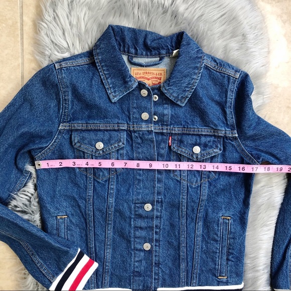 New Levi’s Ribbed Trim Trucker Denim Jacket - Picture 10 of 14